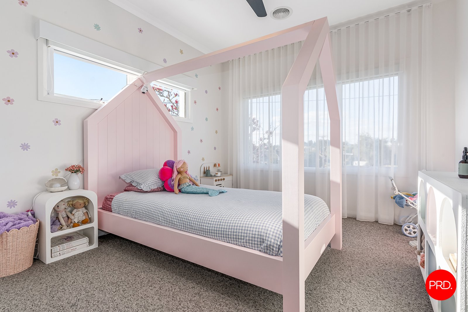 8 McMillan Street KENNINGTON 20