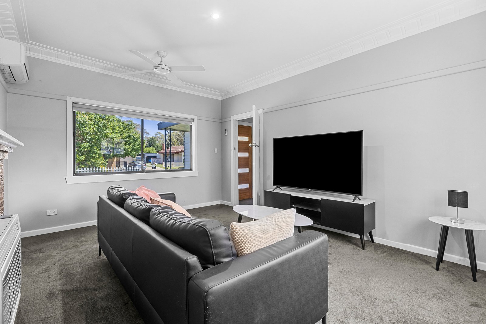 Gallery: 8 Menzies Ct