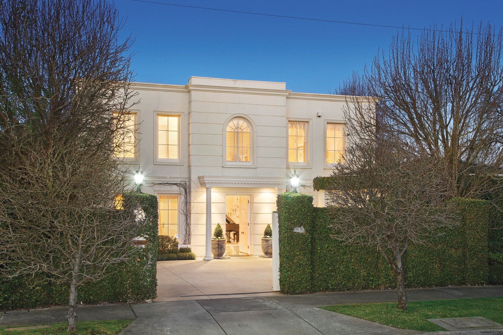 8 Meredith Street