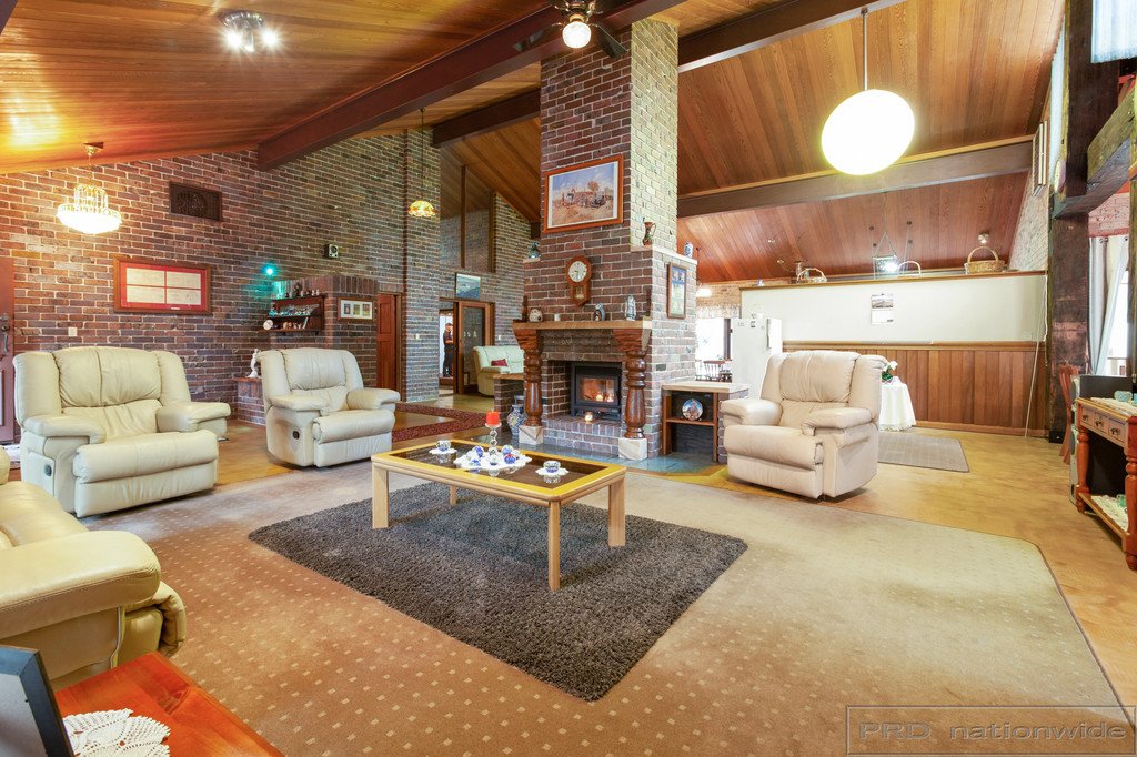 8 Merindah Close BRANDY HILL 5