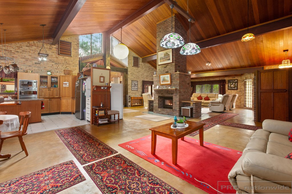 8 Merindah Close BRANDY HILL 12