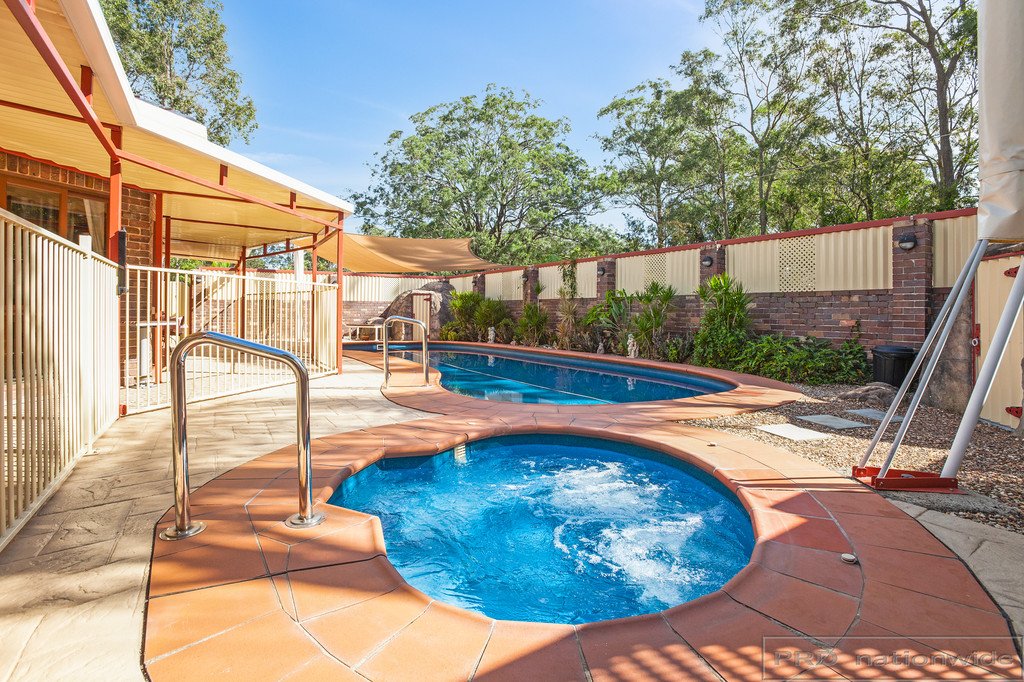 8 Merindah Close BRANDY HILL 14