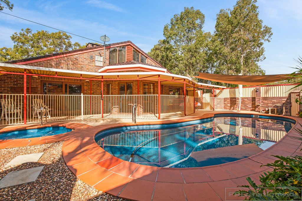 8 Merindah Close BRANDY HILL 15