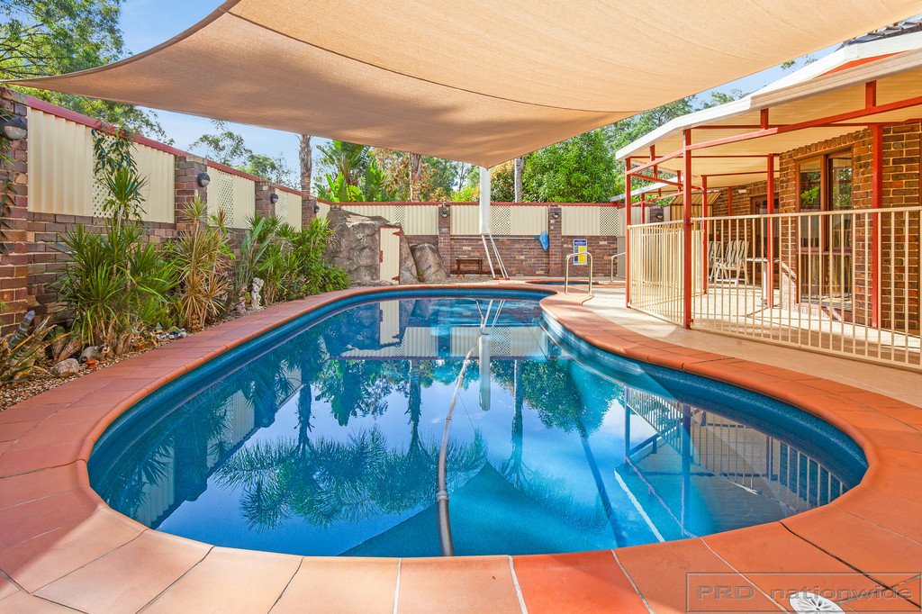 8 Merindah Close BRANDY HILL 17