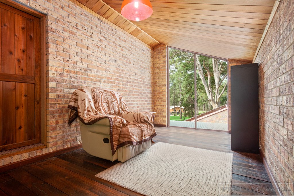 8 Merindah Close BRANDY HILL 19