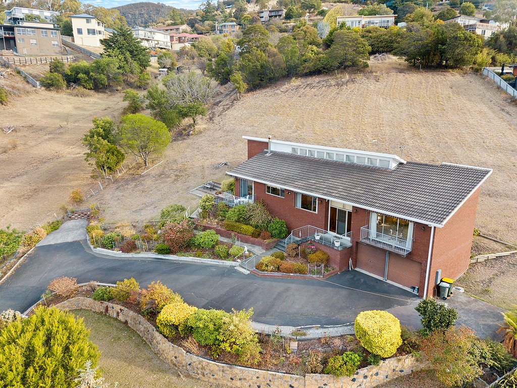 8 Merriwa Street BERRIEDALE 5