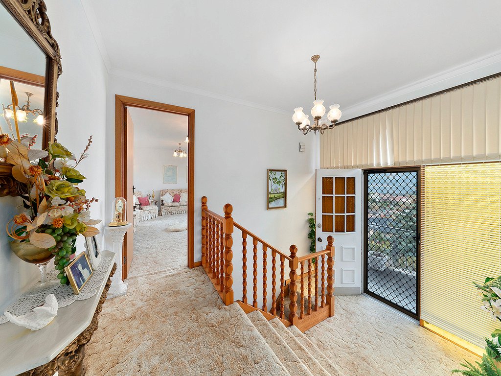 8 Merriwa Street BERRIEDALE 7