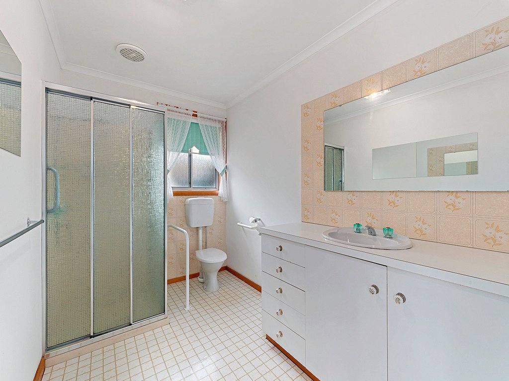 8 Merriwa Street BERRIEDALE 15