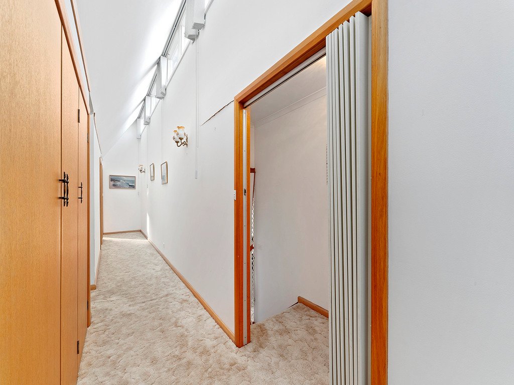 8 Merriwa Street BERRIEDALE 21