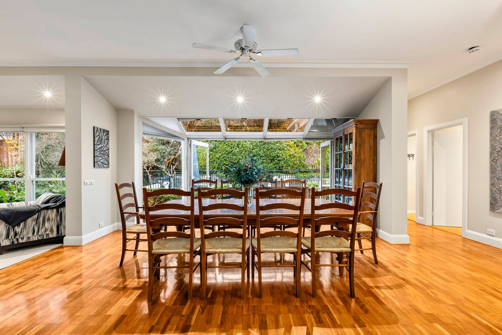 Real Estate and Property in 8 Merriwee Crescent, Toorak, VIC