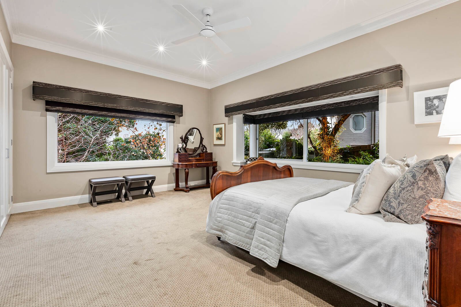 Real Estate and Property in 8 Merriwee Crescent, Toorak, VIC