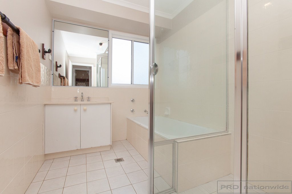 8 Michael Hill Avenue WOODBERRY 10