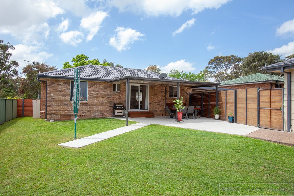 8 Michael Hill Avenue WOODBERRY 16