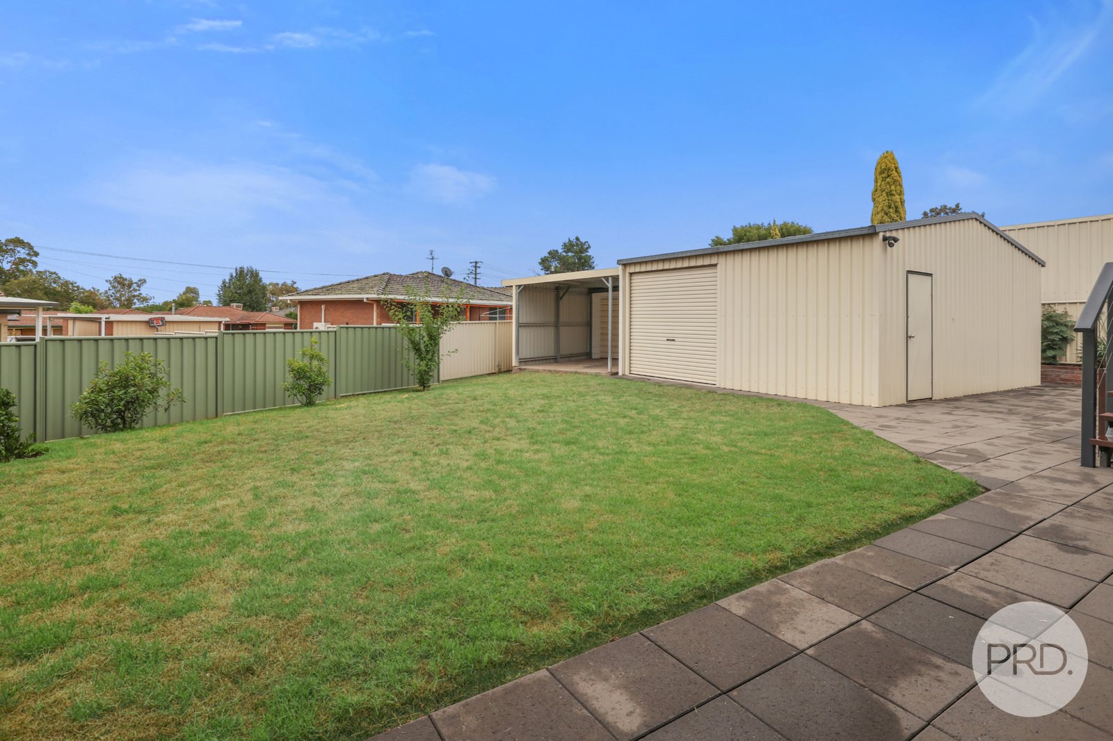 8 Milburn Road TAMWORTH 5