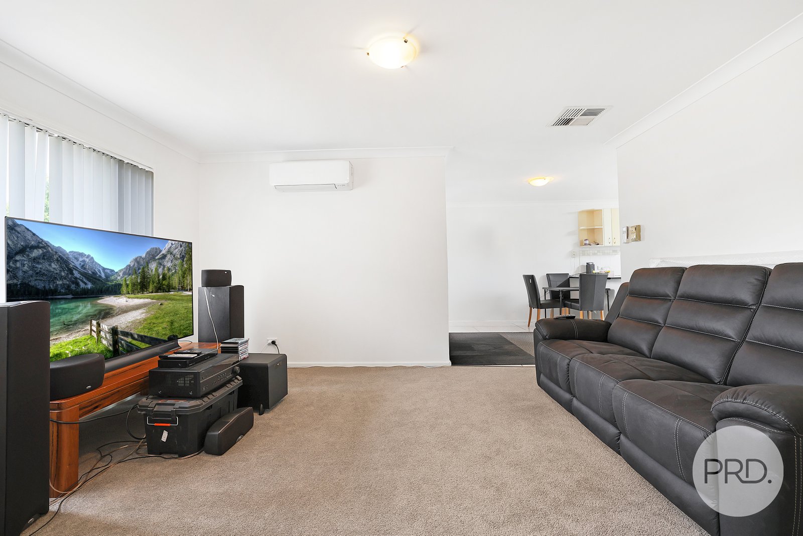 8 Milburn Road TAMWORTH 11
