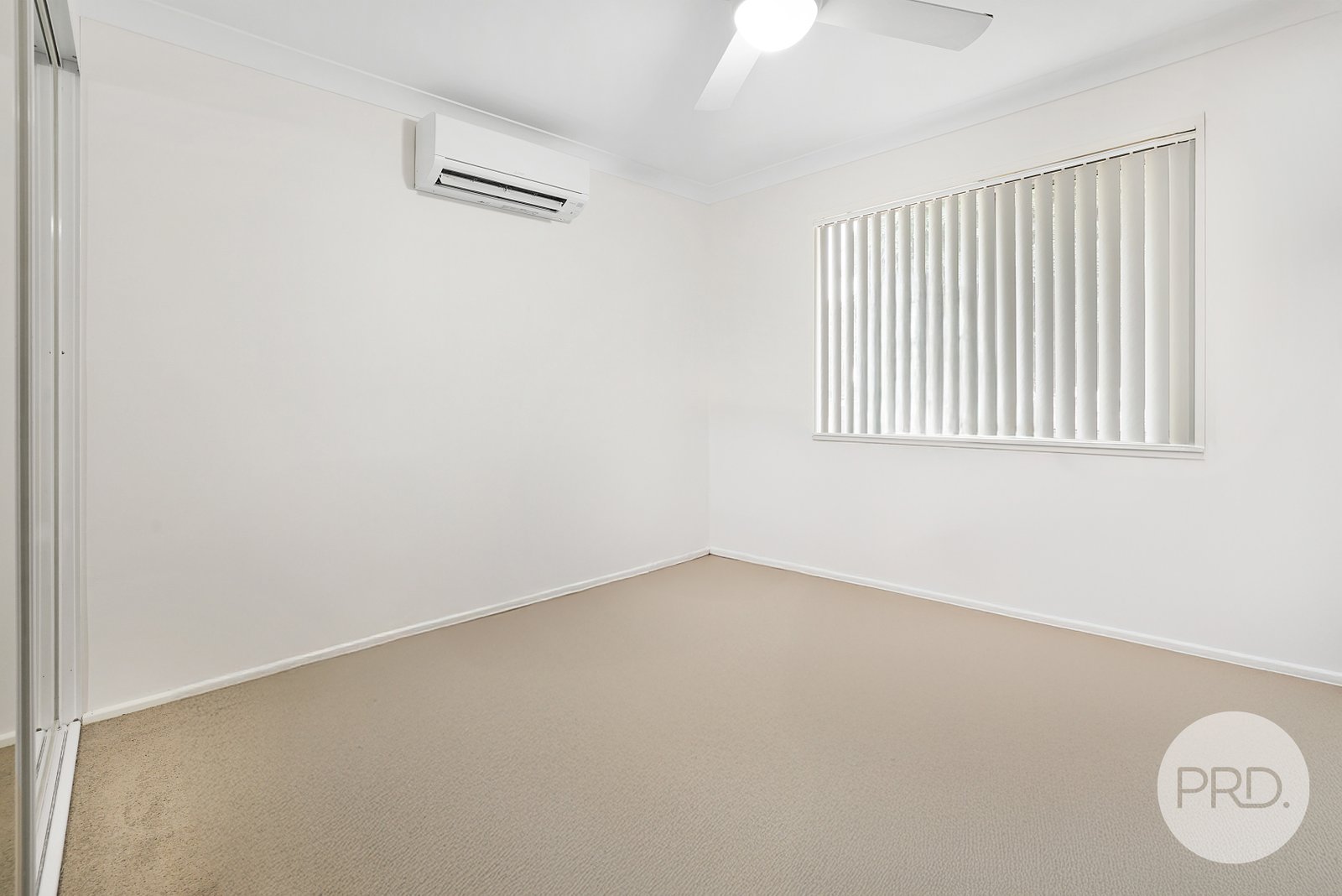 8 Milburn Road TAMWORTH 21