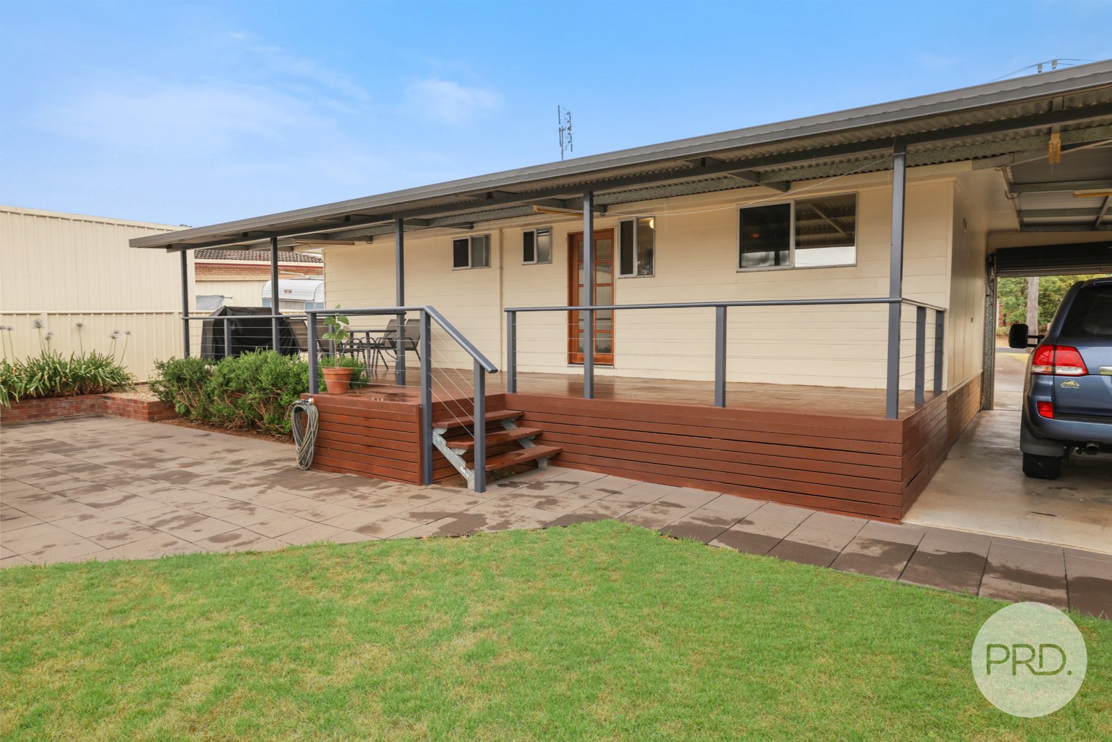8 Milburn Road TAMWORTH 37