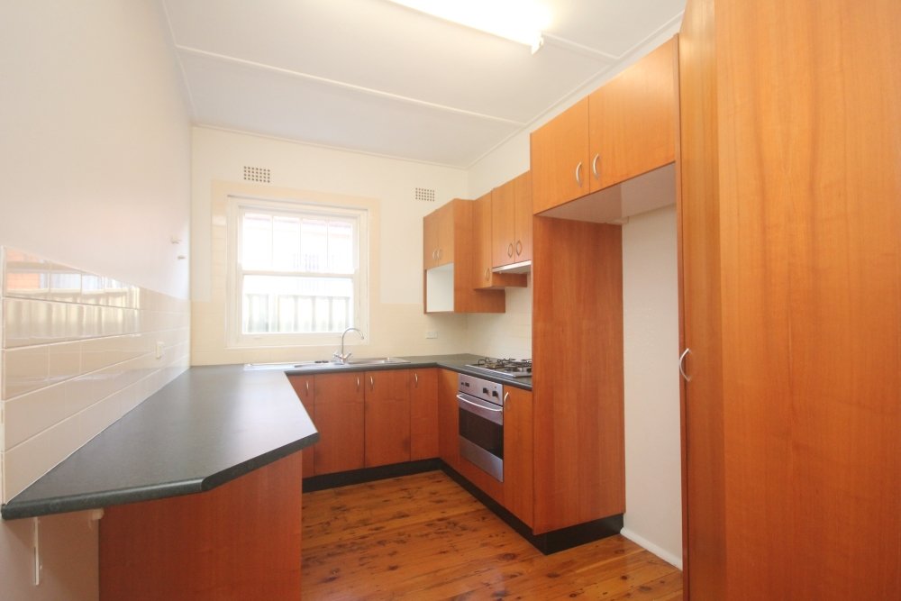 8 Miller Avenue BEXLEY NORTH 2