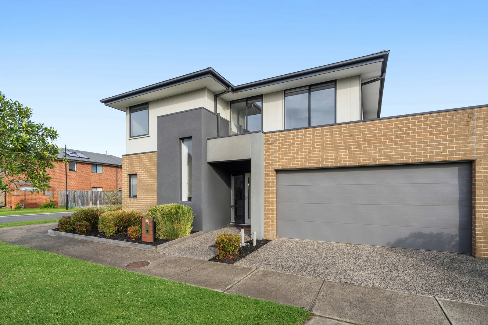Gallery: 8 Milliners Avenue