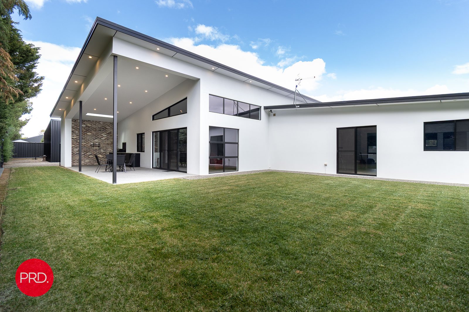 8 Millwood Lane BUNGENDORE 21
