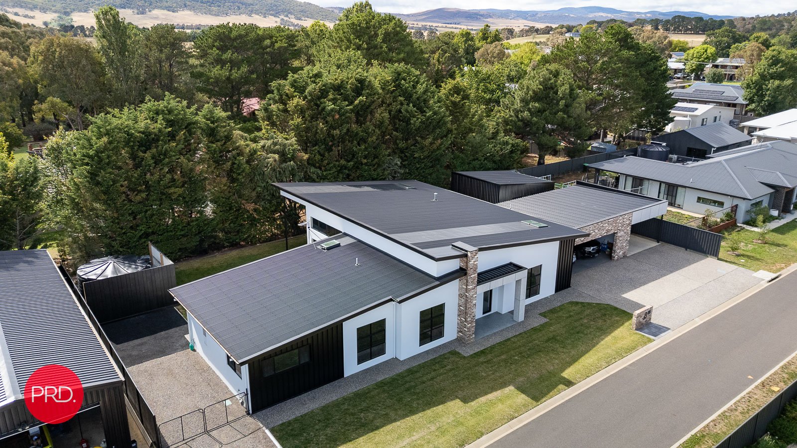8 Millwood Lane BUNGENDORE 25