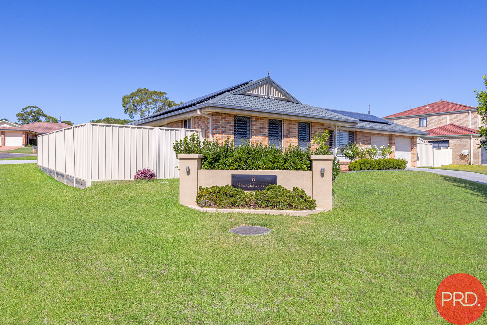 8 Monaghan Circuit ASHTONFIELD 9