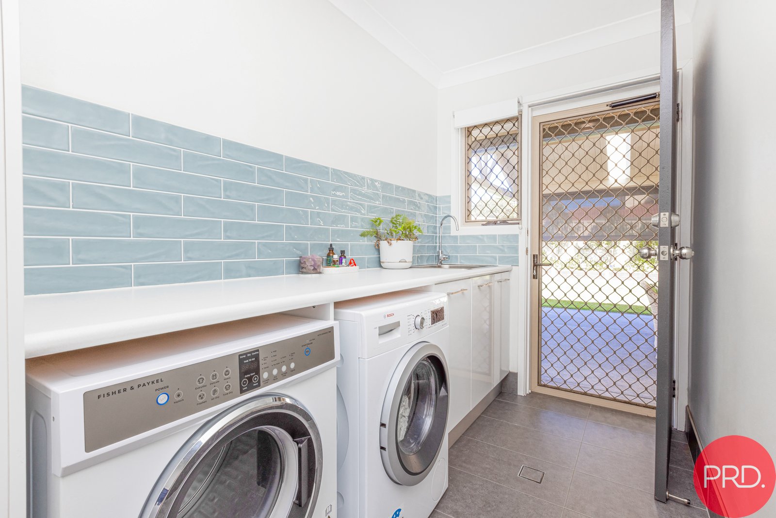 8 Monaghan Circuit ASHTONFIELD 30