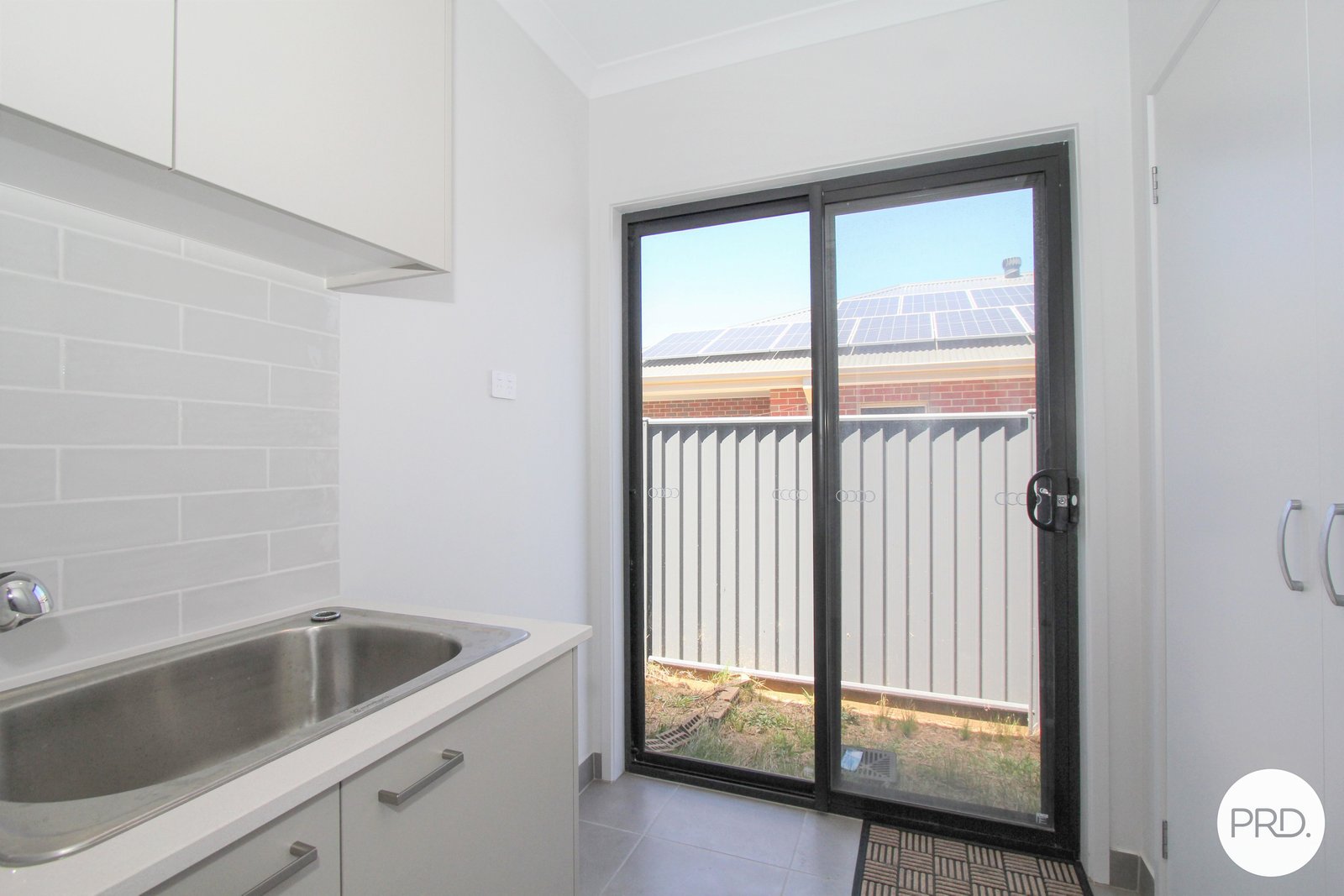 8 Monaghan Terrace ALFREDTON 16