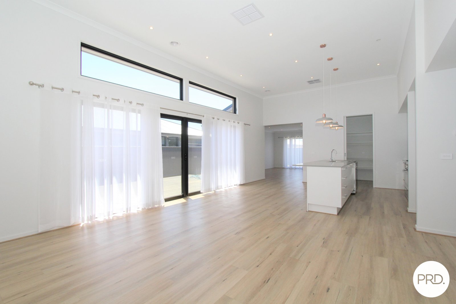 8 Monaghan Terrace ALFREDTON 5