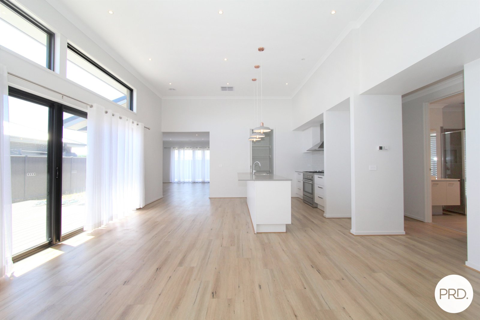 8 Monaghan Terrace ALFREDTON 6