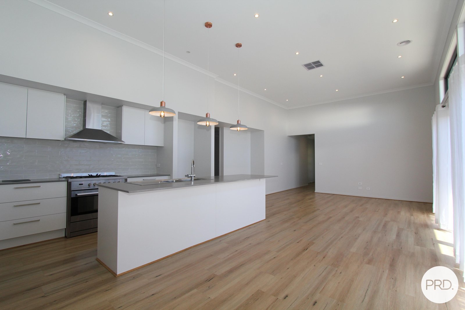 8 Monaghan Terrace ALFREDTON 5