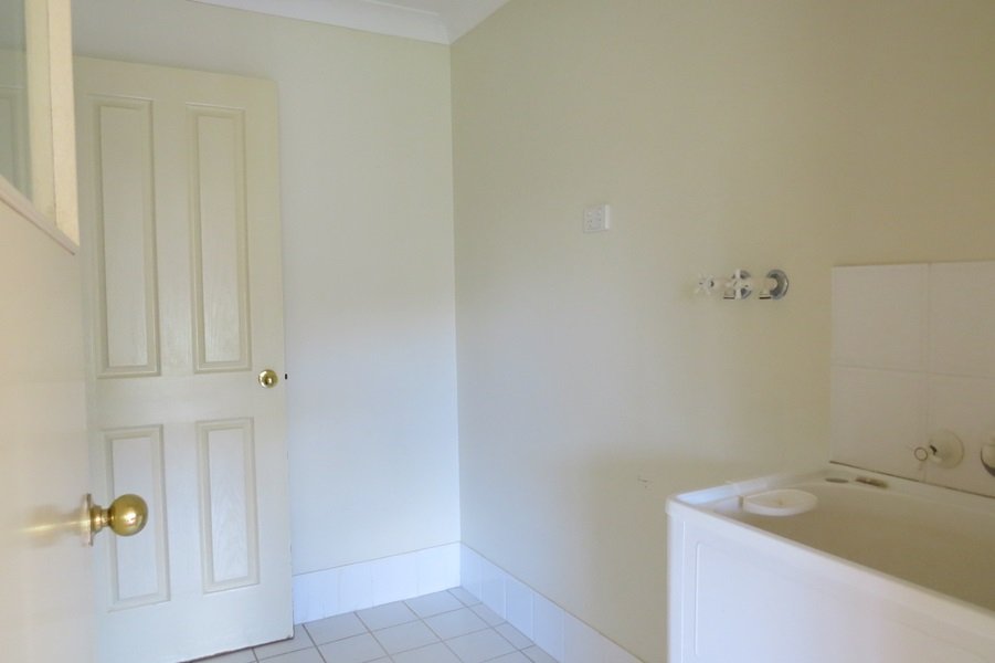 8 Monkley Ave  SALAMANDER BAY 5