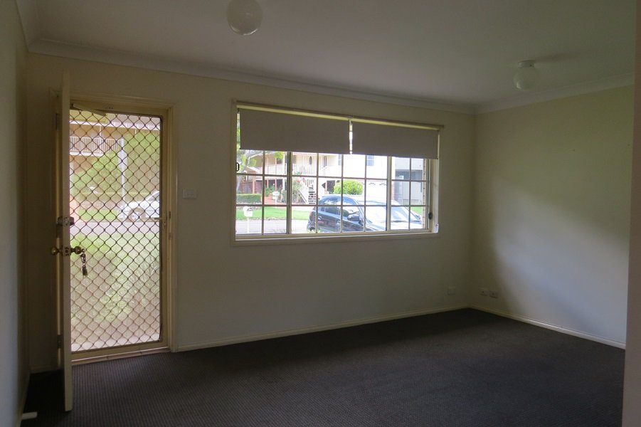 8 Monkley Ave  SALAMANDER BAY 6