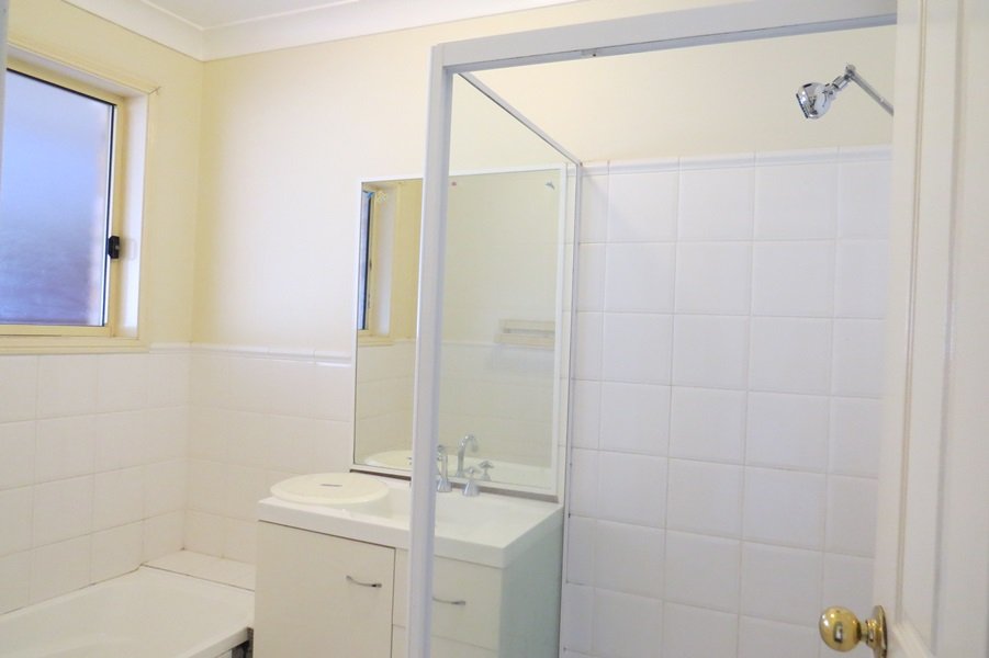 8 Monkley Ave  SALAMANDER BAY 9