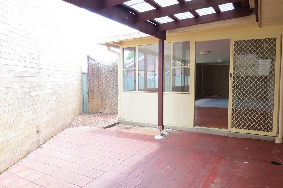 8 Monkley Ave  SALAMANDER BAY 13