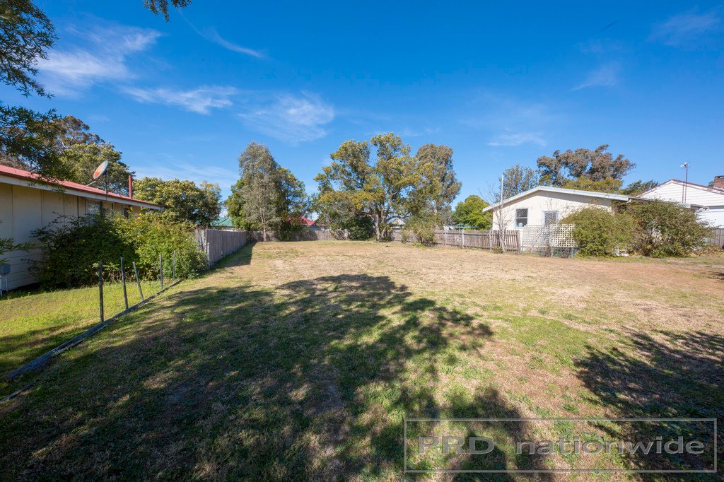 8 Morton Street EAST MAITLAND 4
