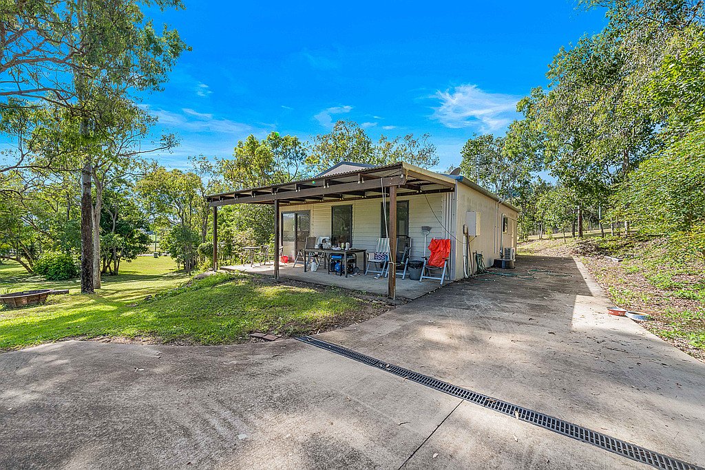 8 Mount Marlow Rise MOUNT MARLOW 9