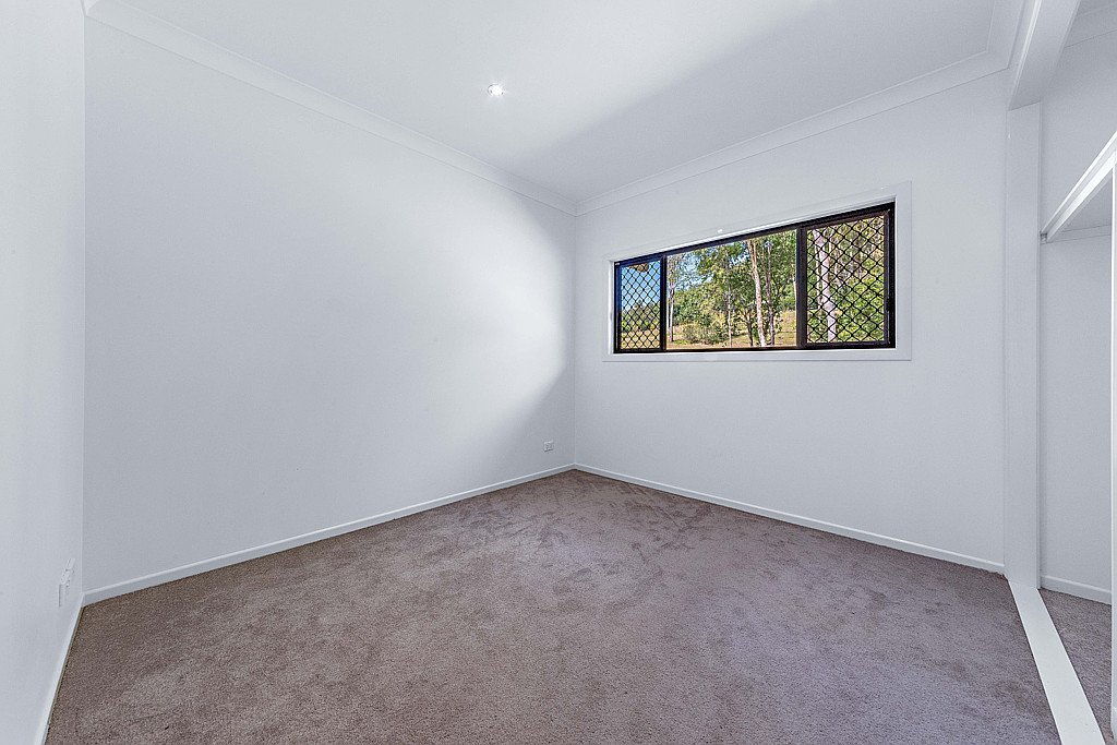 8 Mount Marlow Rise MOUNT MARLOW 18