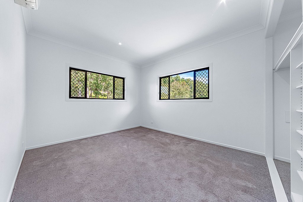 8 Mount Marlow Rise MOUNT MARLOW 20