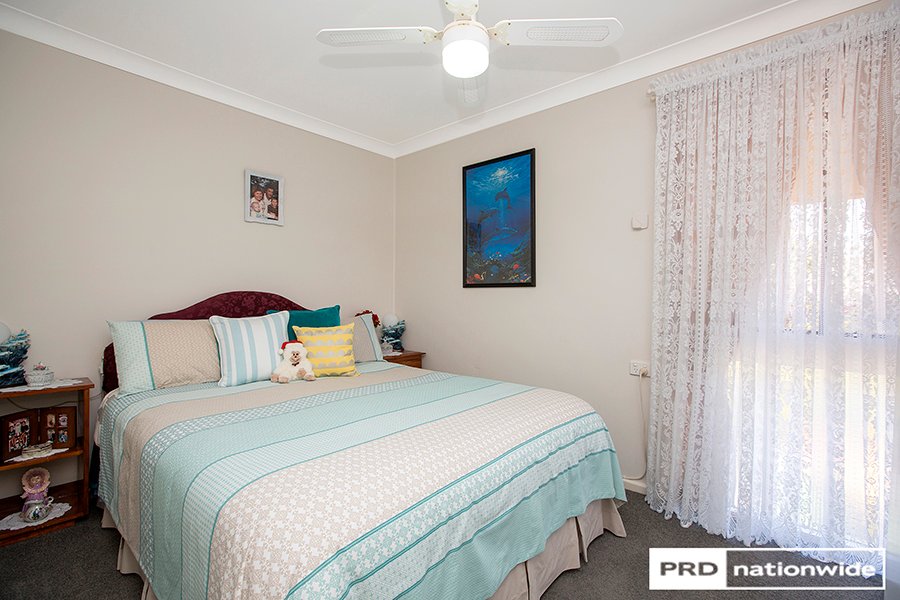 8 Mountview Crescent TAMWORTH 13