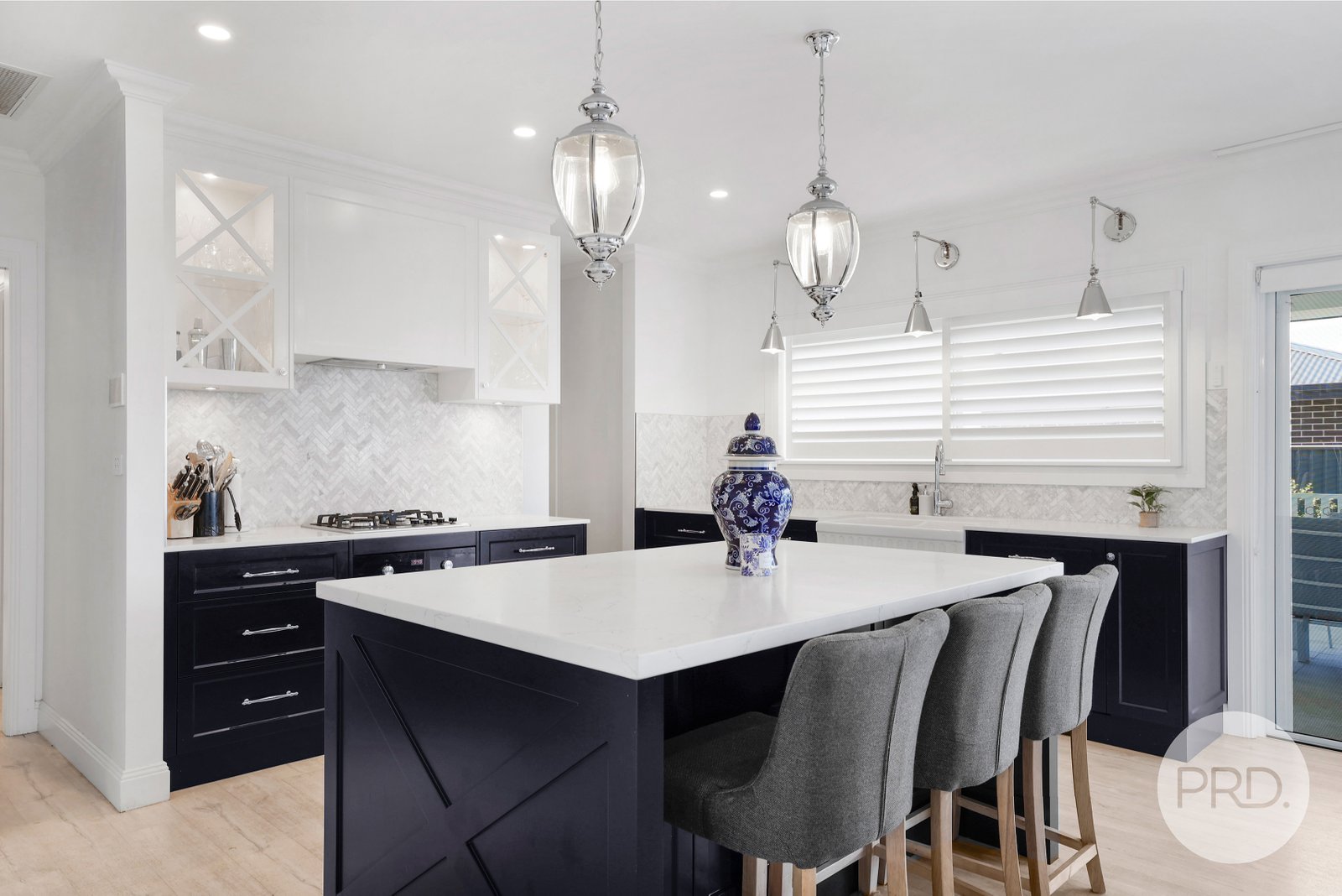 8 Mulga Place TAMWORTH 6