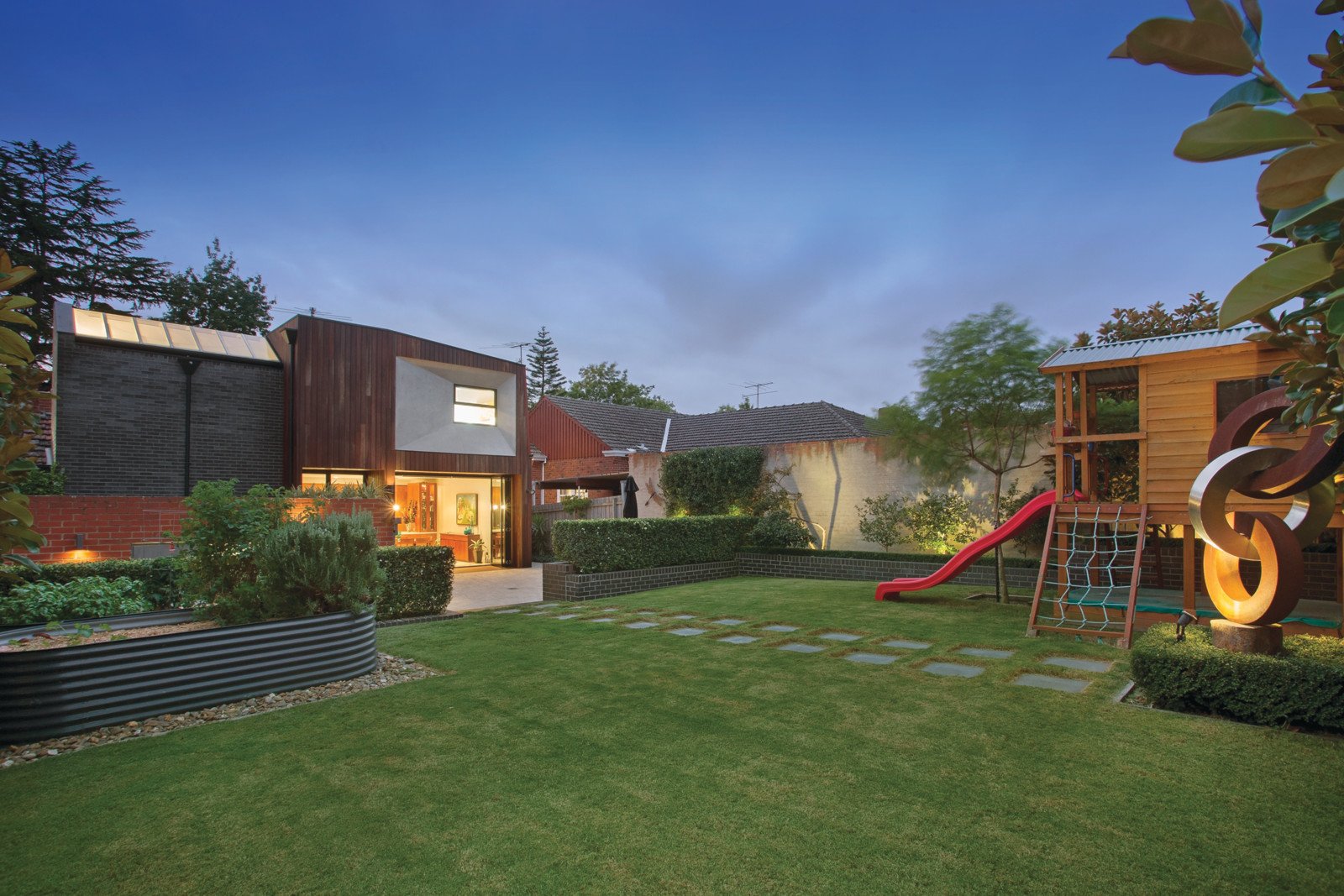 8 Munro Street, Kew East, VIC