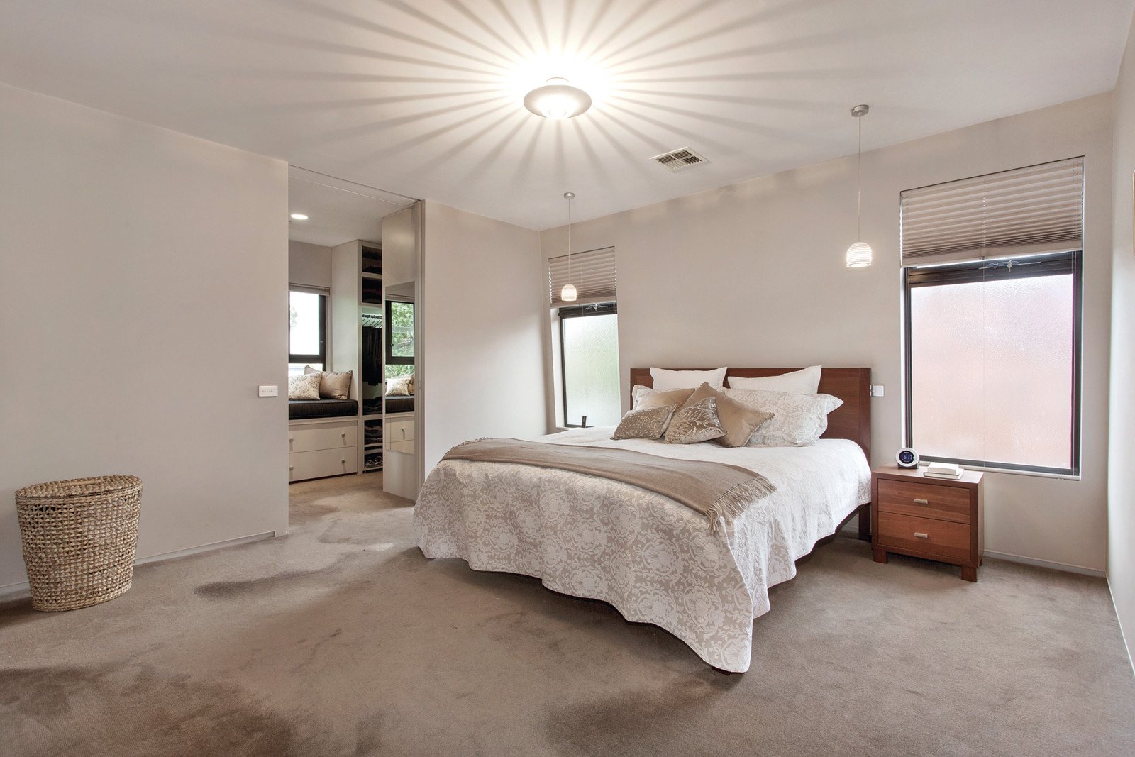 8 Munro Street, Kew East, VIC