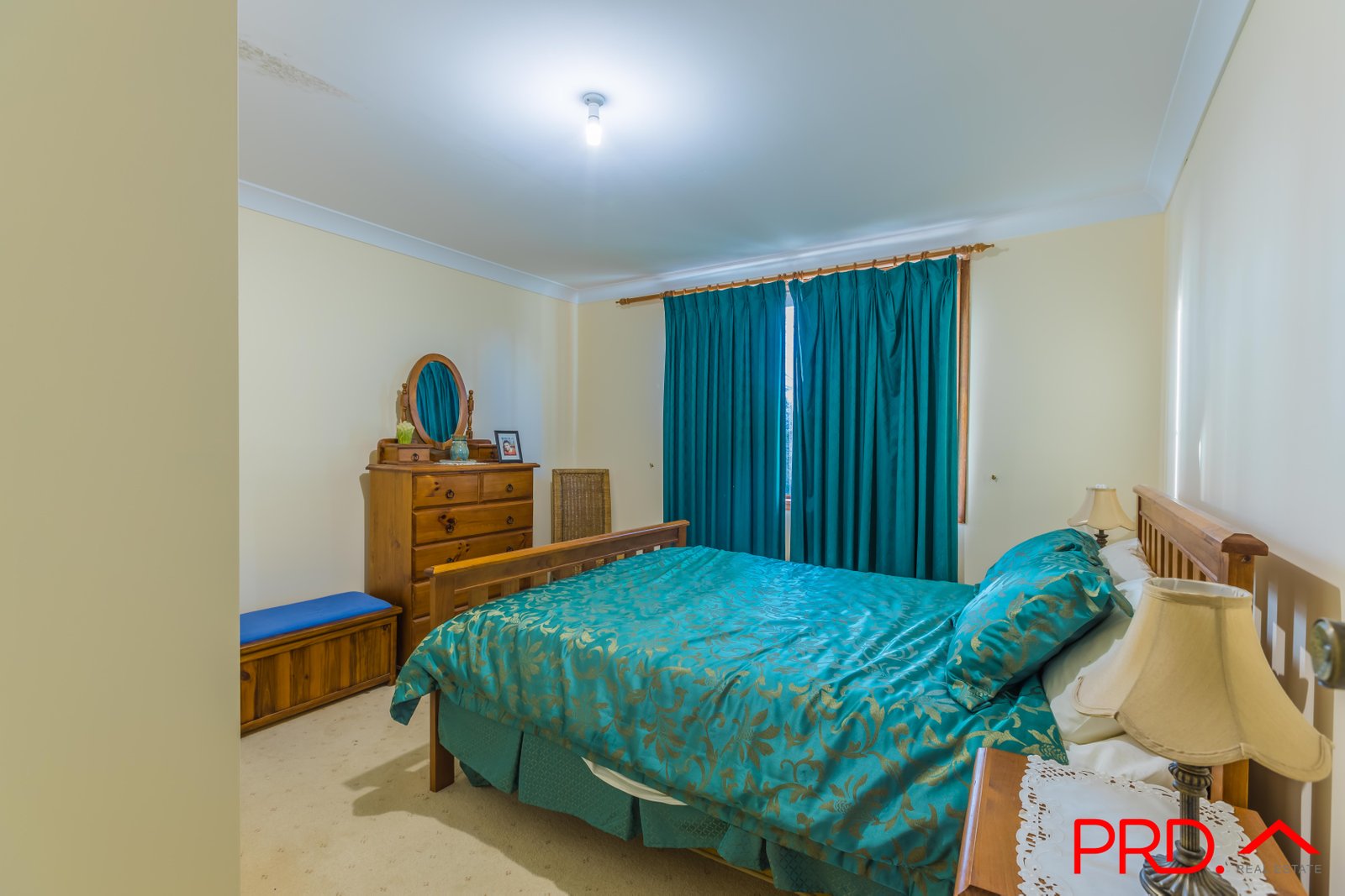 8 Myndee Avenue TAMWORTH 9