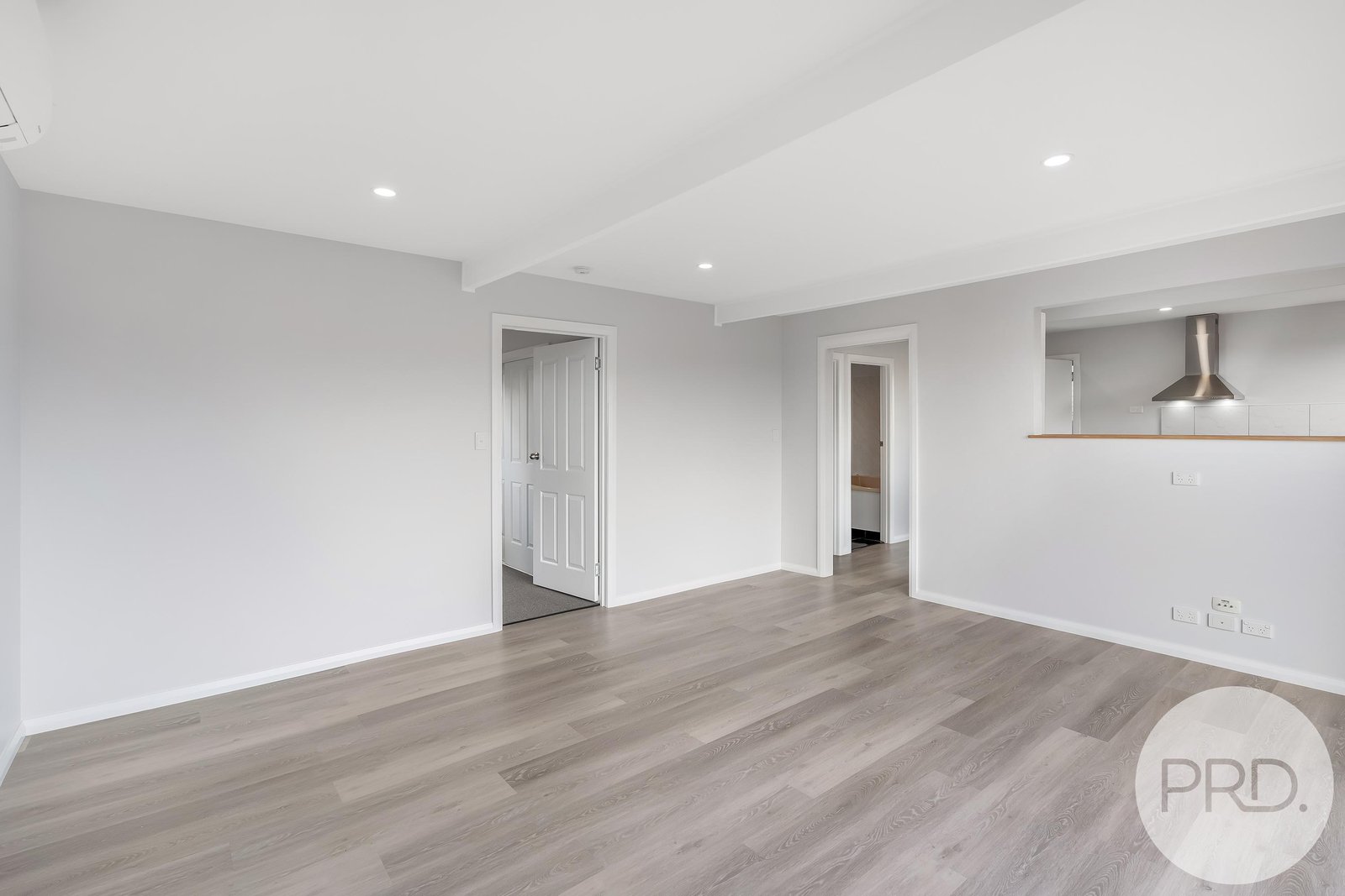 8 Myrica Street PRIMROSE SANDS 4