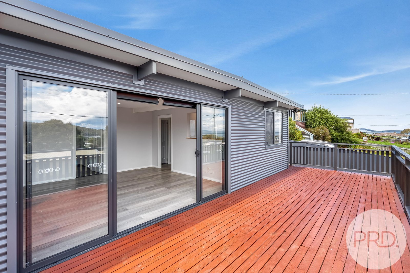 8 Myrica Street PRIMROSE SANDS 12