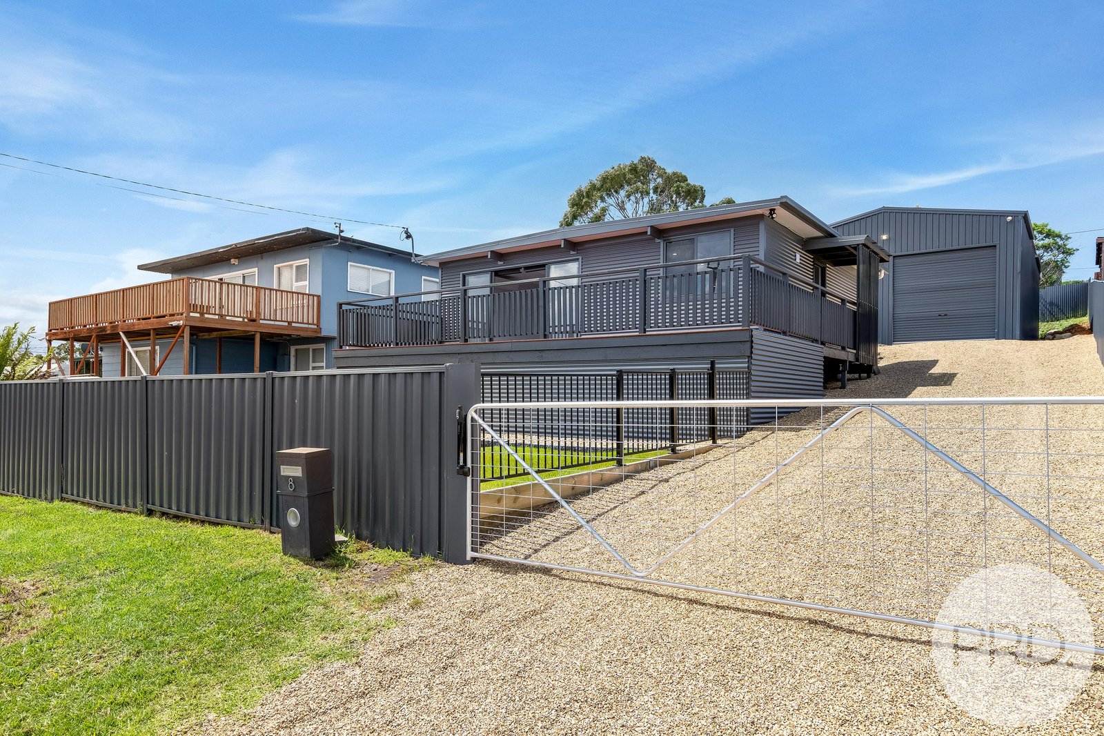 8 Myrica Street PRIMROSE SANDS 17