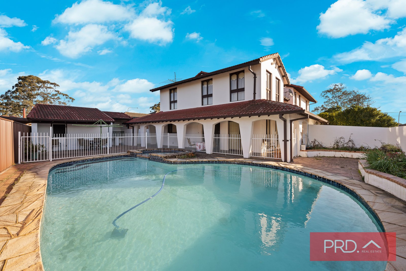 8 Napier Avenue LURNEA 15