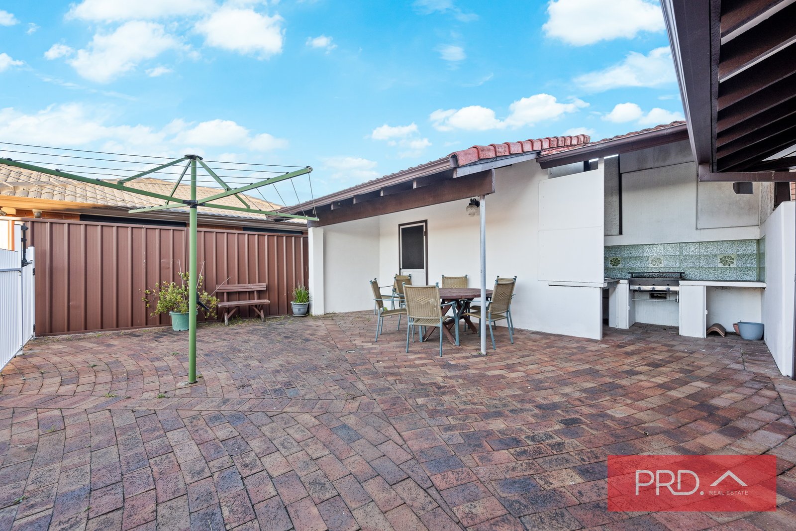 8 Napier Avenue LURNEA 16