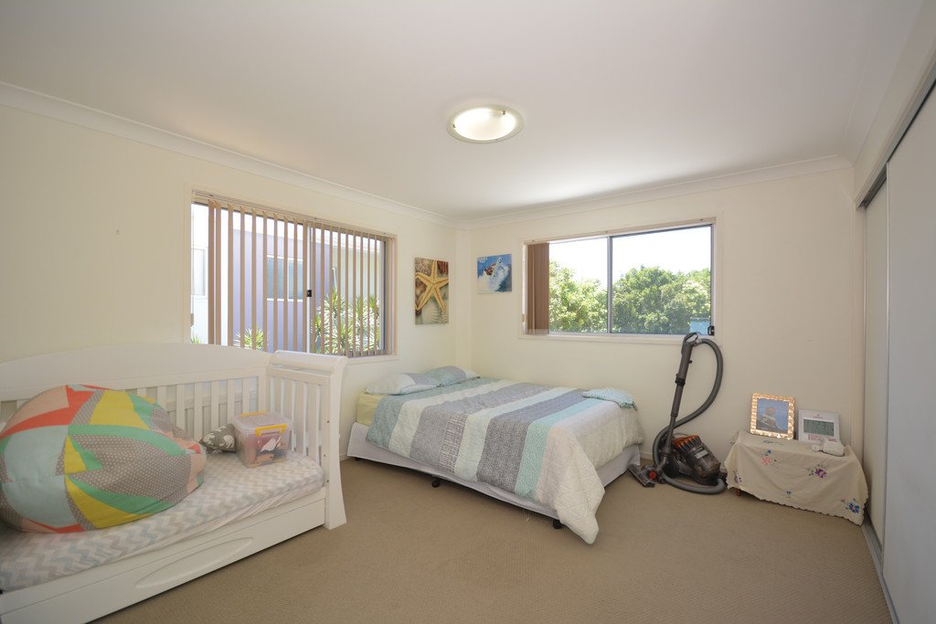 8 Narrabeen St  KINGSCLIFF 9